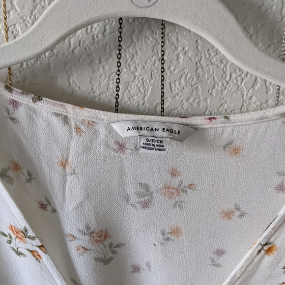 🦋 American Eagle Women's Top - Picture 6 of 8